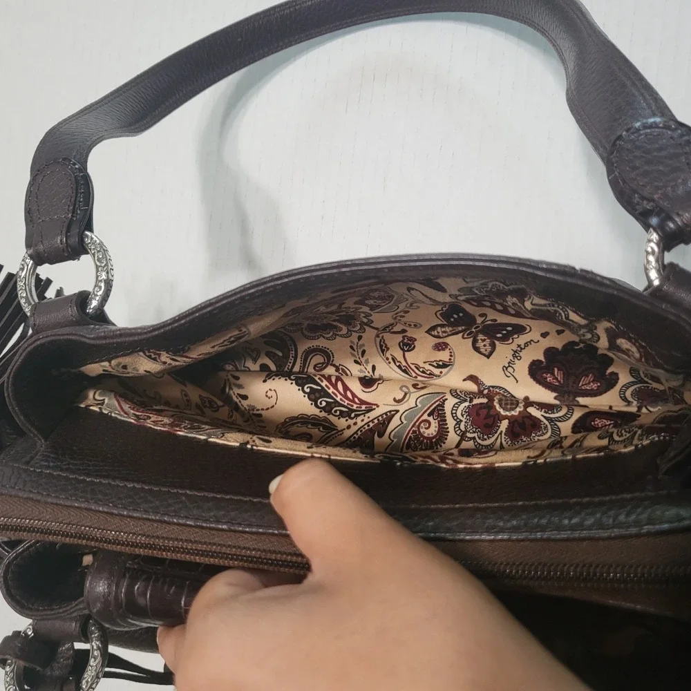 Brighton Brown Leather Shoulder Bag Croc Embossed Pebble Tassel Heart Charm